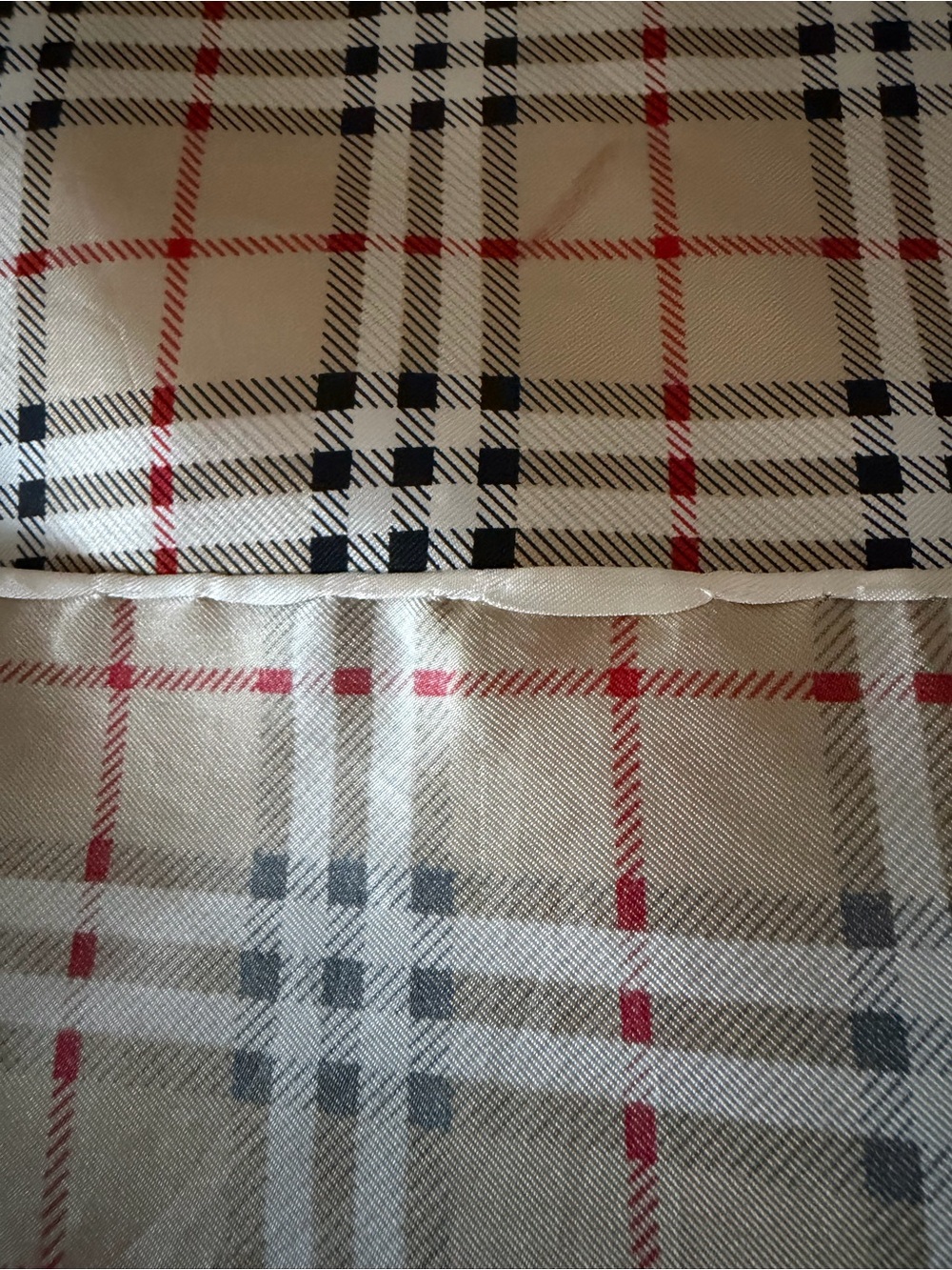 Burberrys Beige Nova Check Silk Scarf - Picture 12 of 14